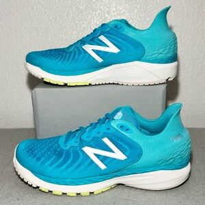 New Balance Women's Fresh Foam 860v11 running shoes